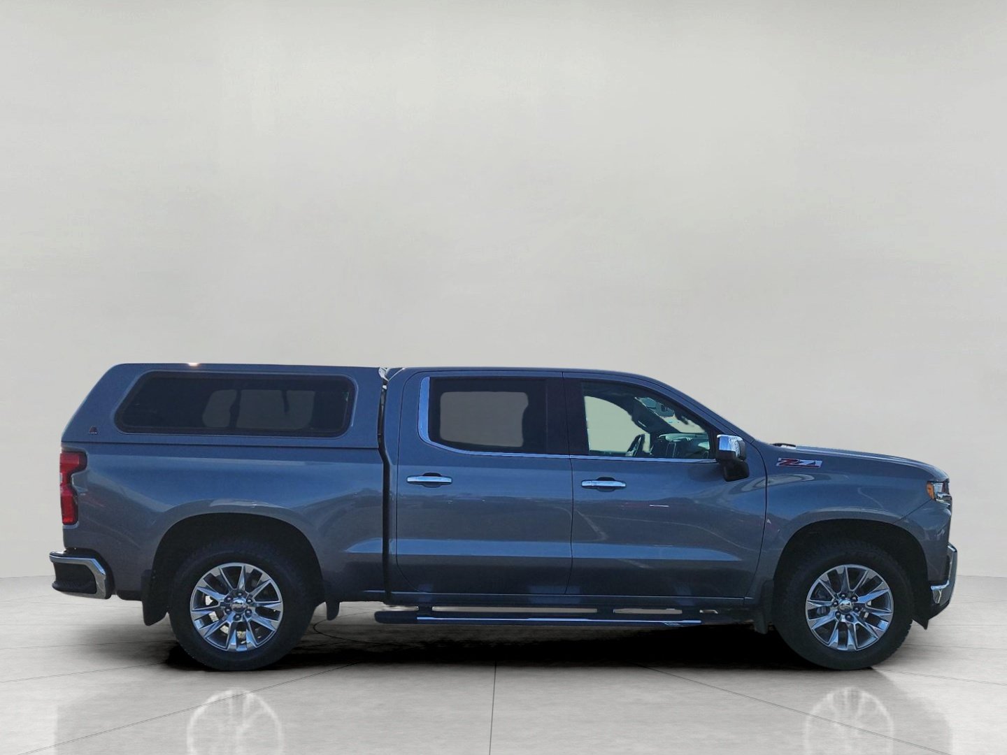 Used 2021 Chevrolet Silverado 1500 LTZ w/ LTZ Premium Package AWD/4WD image 9