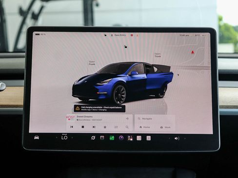 Used 2023 Tesla Model Y Long Range AWD/4WD image 17