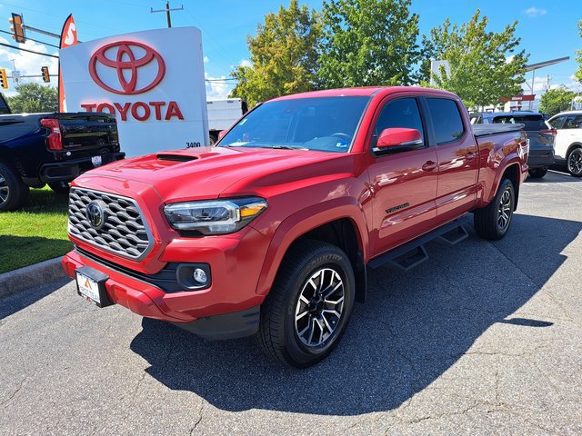 Used 2023 Toyota Tacoma TRD Sport AWD/4WD image 2