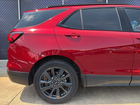 Used 2023 Chevrolet Equinox RS w/ RS Leather Package image 6