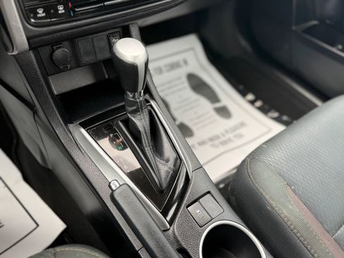 Used 2019 Toyota Corolla LE image 22