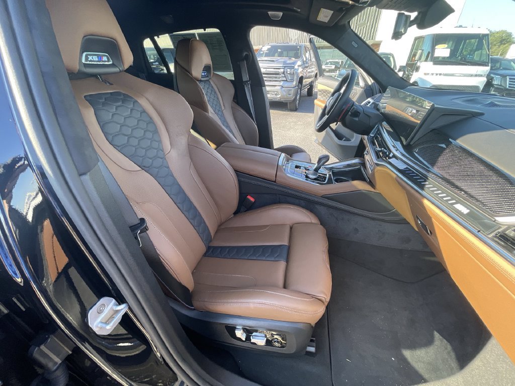 Used 2027 BMW X6 M Competition w/ Executive Package AWD/4WD image 28