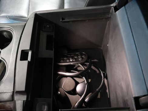 Used 2016 GMC Yukon XL SLT w/ Open Road Package image 37