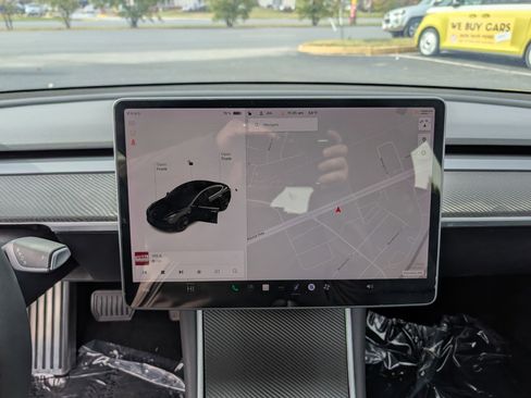 Used 2020 Tesla Model 3 Long Range image 17