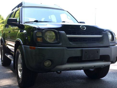 Used 2004 Nissan Xterra XE RWD image 3