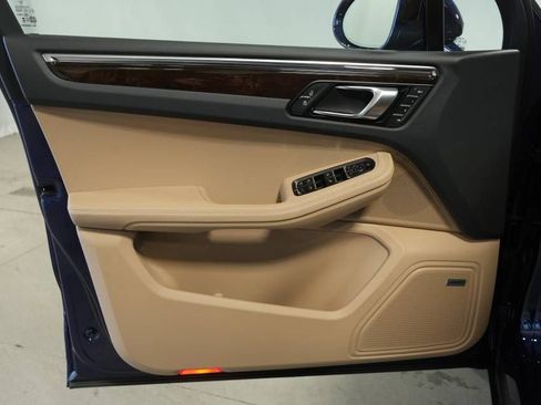 New 2026 Porsche Macan S image 25