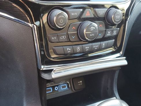 Used 2021 Jeep Grand Cherokee Trailhawk image 23