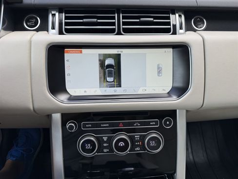 Used 2017 Land Rover Range Rover HSE AWD/4WD image 32