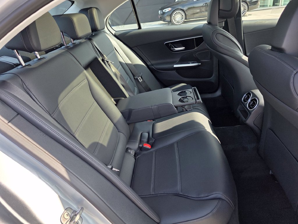 New 2026 Mercedes-Benz E 450 4MATIC Sedan image 15