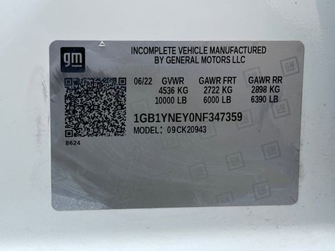 Used 2022 Chevrolet Silverado 2500 LT w/ Convenience Package image 30