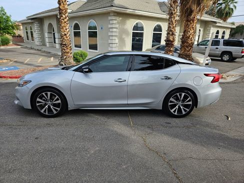 Used 2017 Nissan Maxima 3.5 SL FWD image 4