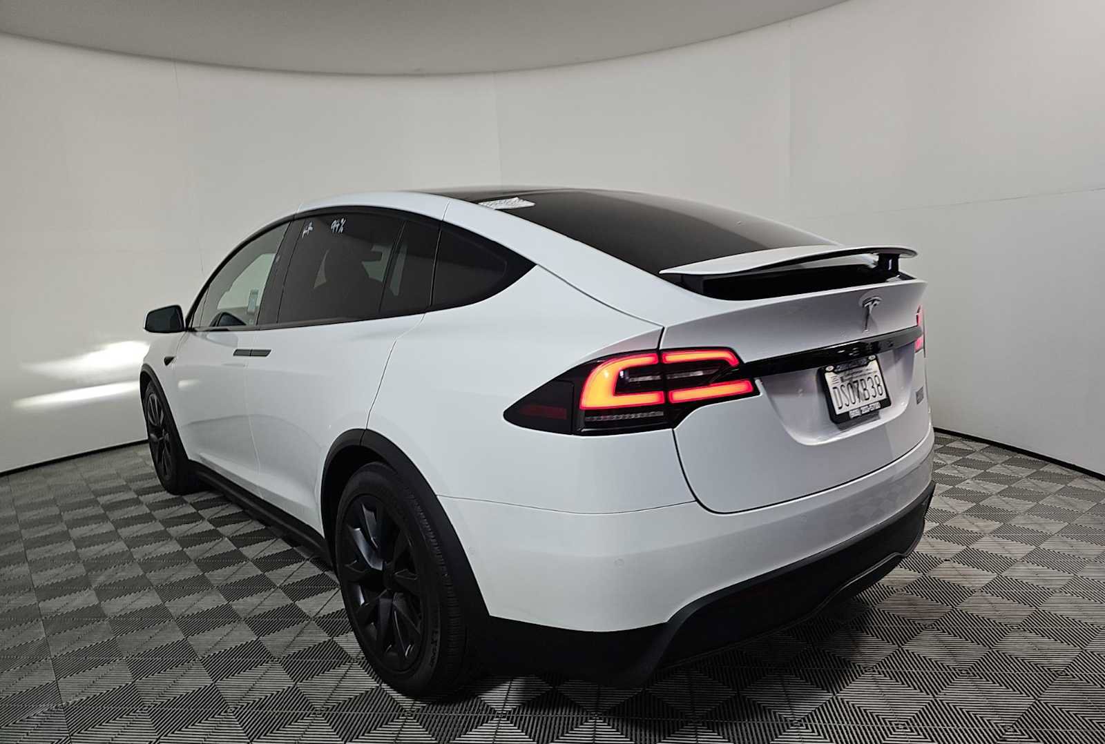 Used 2023 Tesla Model X AWD/4WD image 6