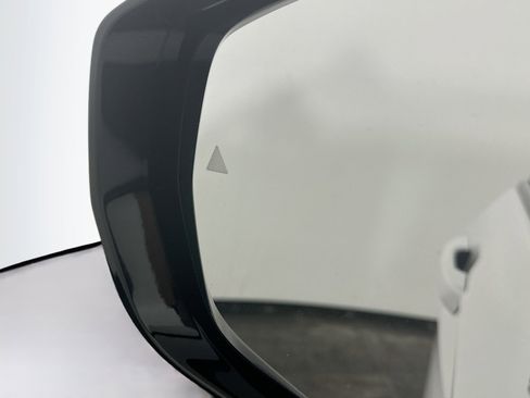 Used 2023 Jeep Grand Cherokee Altitude image 16