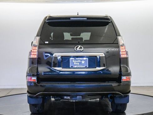 Used 2023 Lexus GX 460 Premium w/ Premium Package AWD/4WD image 3