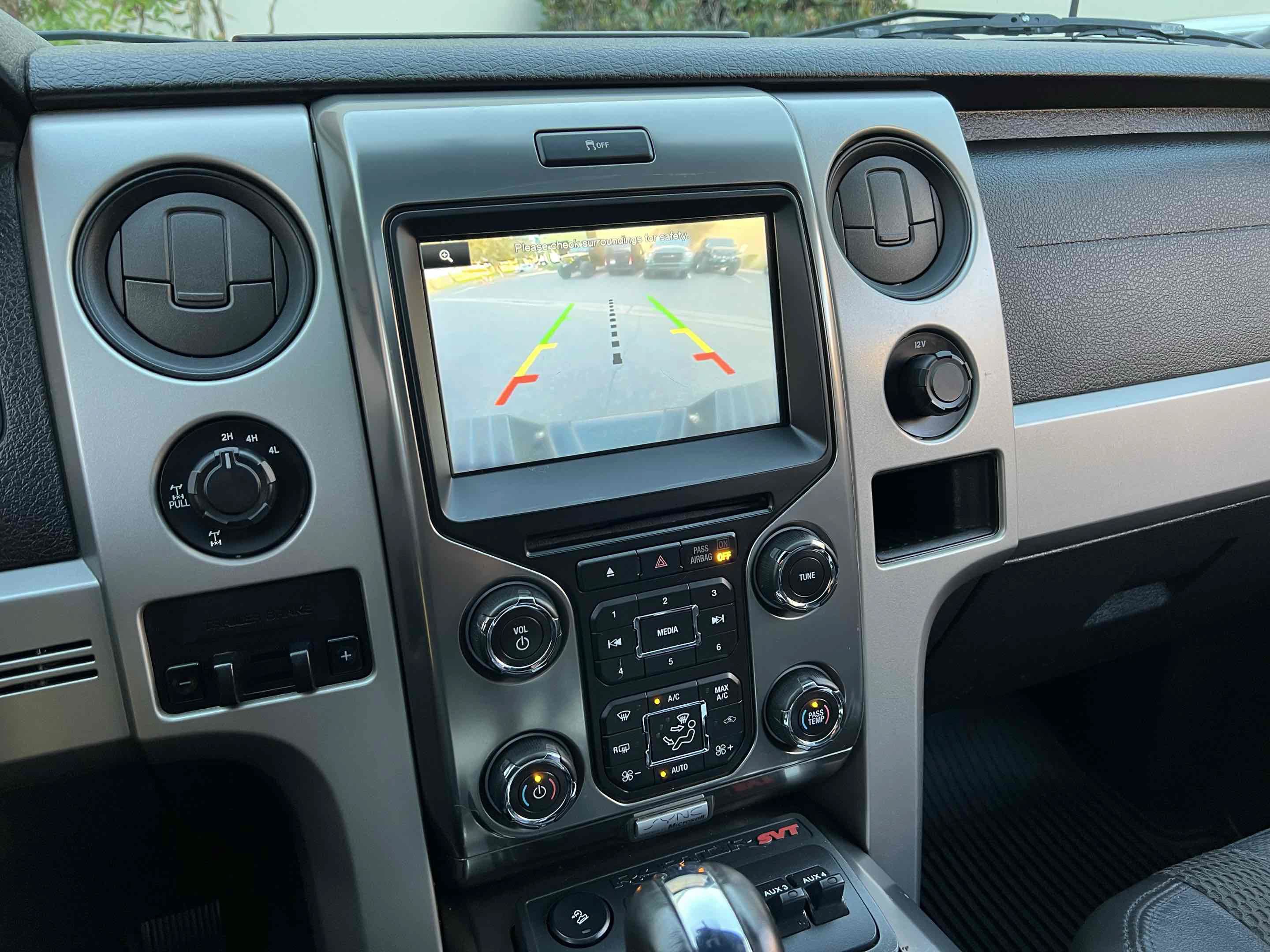 Used 2014 Ford F150 Raptor w/ Equipment Group 801A Luxury AWD/4WD image 28