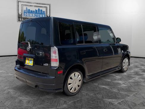 Used 2006 Scion xB FWD image 6