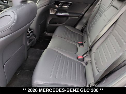 Used 2026 Mercedes-Benz GLC 300 4MATIC image 25