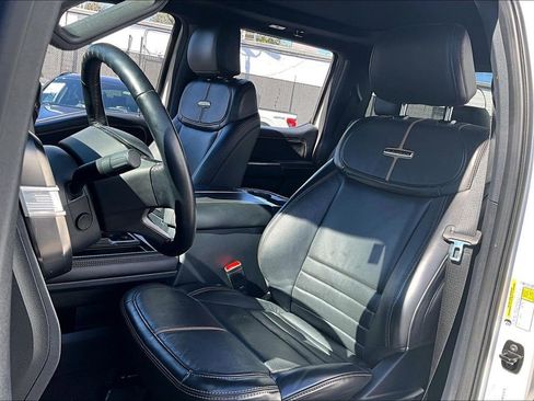 Used 2024 Ford F250 Platinum image 20