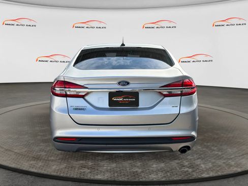 Used 2018 Ford Fusion Energi SE FWD image 9