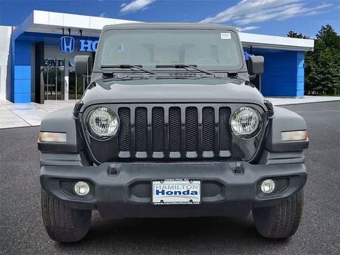 Used 2023 Jeep Wrangler Sport image 28