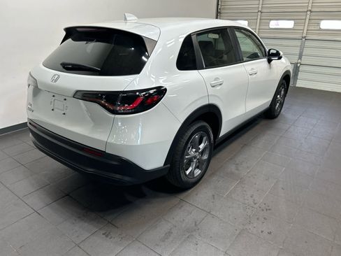 New 2026 Honda HR-V LX image 3