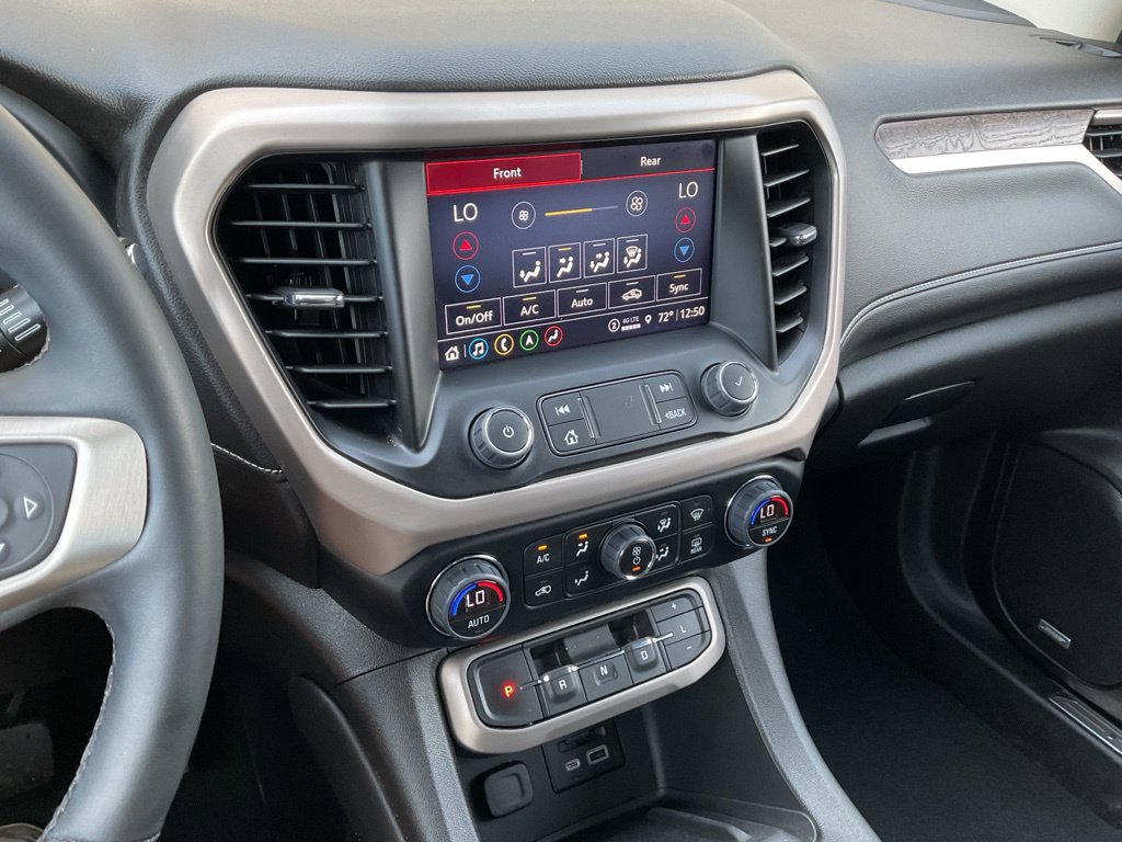 Used 2023 GMC Acadia Denali w/ Denali Technology Package AWD/4WD image 13