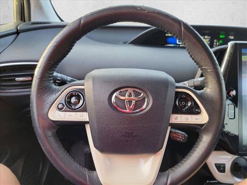 Used 2017 Toyota Prius Prime Advanced FWD image 14
