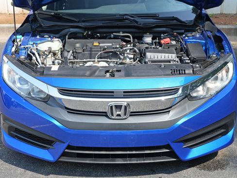 Used 2017 Honda Civic EX image 7