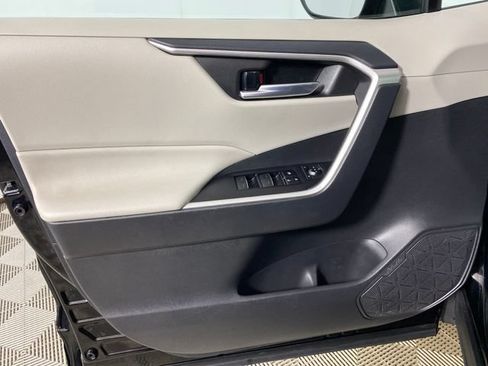 Certified 2024 Toyota RAV4 XLE FWD image 20