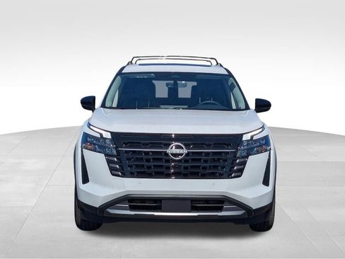 New 2026 Nissan Pathfinder SL AWD/4WD image 10