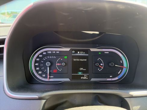 Used 2022 Hyundai Tucson Blue image 14