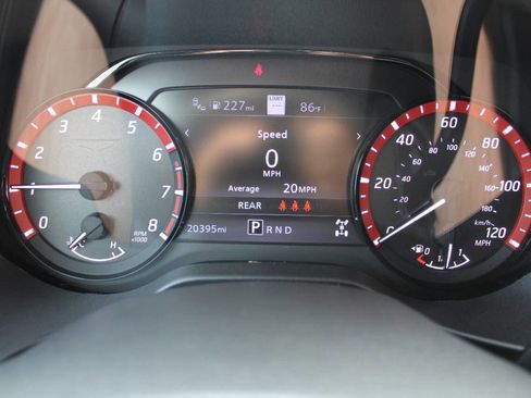 Used 2023 Nissan Titan PRO-4X w/ Pro-4x Convenience Package image 11