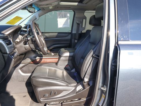 Used 2019 GMC Yukon XL SLT w/ Open Road Package image 7