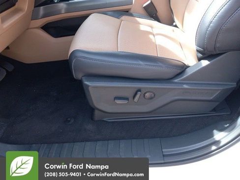 New 2025 Ford F350 Lariat w/ Lariat Ultimate Package image 15