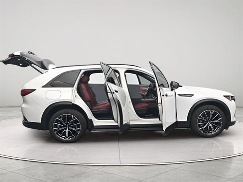 Certified 2025 MAZDA CX-70 Plug-In Hybrid w/ Premium Plus image 30