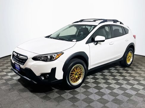 Used 2022 Subaru Crosstrek 2.0i Premium w/ Popular Package #2 AWD/4WD image 3