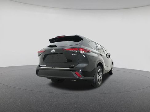 New 2026 Toyota Highlander XLE AWD/4WD image 24