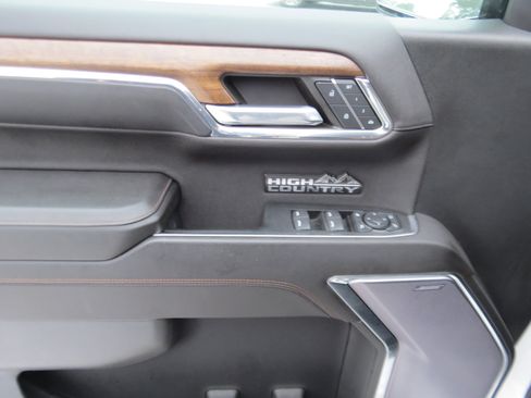 Used 2023 Chevrolet Silverado 1500 High Country w/ High Country Premium Package image 21