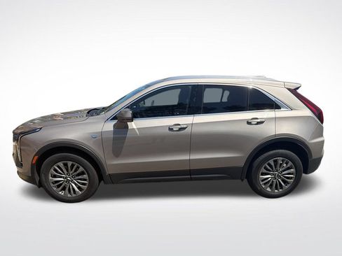 Used 2024 Cadillac XT4 Premium Luxury FWD image 7