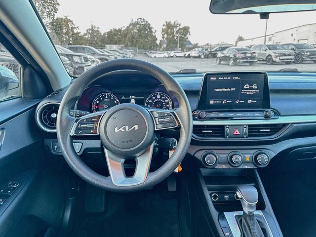 Certified 2023 Kia Forte LXS w/ LXS Technology Package FWD image 20