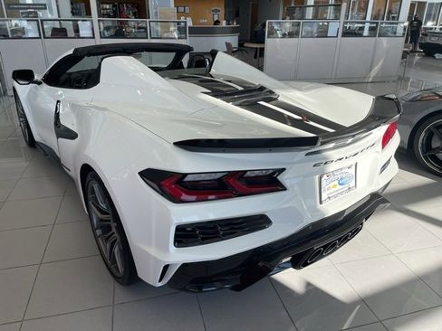 Used 2024 Chevrolet Corvette Z06 w/ Battery Protection Package image 6