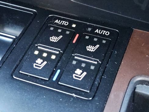 Used 2022 Lexus RX 450h AWD w/ Premium Package image 15