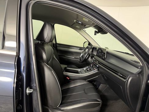 Used 2024 Hyundai Palisade SEL image 32
