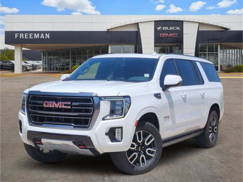 Used 2022 GMC Yukon XL AT4 AWD/4WD image 1