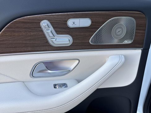 Certified 2026 Mercedes-Benz GLS 450 4MATIC image 20