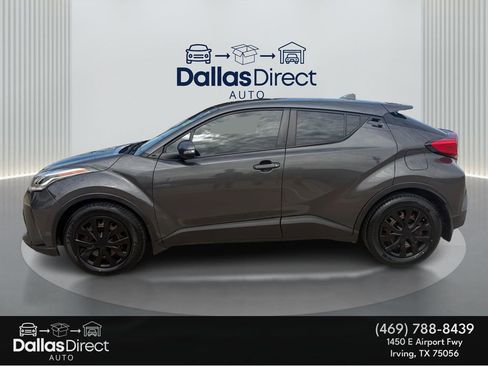 Used 2021 Toyota C-HR LE image 9