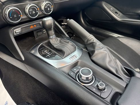 Used 2023 MAZDA MX-5 Miata Grand Touring image 14