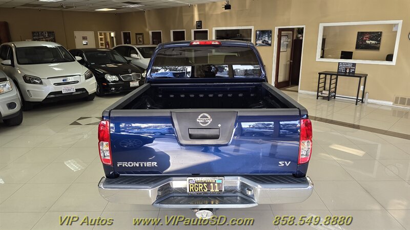 Used 2011 Nissan Frontier SV RWD image 9