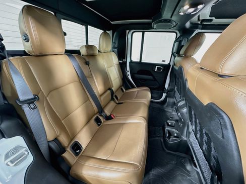 Used 2023 Jeep Gladiator Rubicon w/ LED Lighting Group image 25