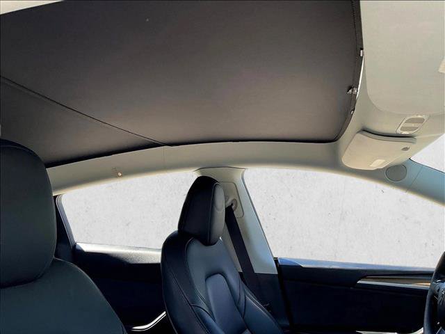 Used 2024 Tesla Model Y Long Range AWD/4WD image 13